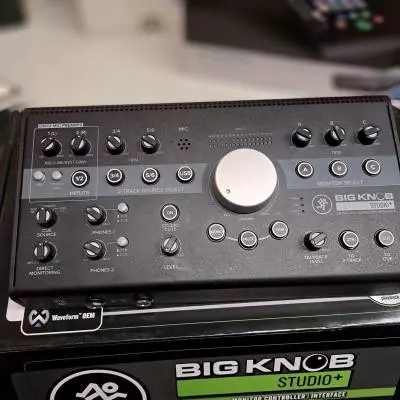 Mackie - BIG KNOB STUD+ 2
